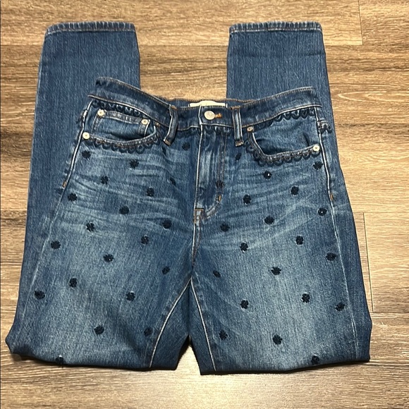 Women's Blue Jeans with Embroidered Details. The high rise slim boyjean